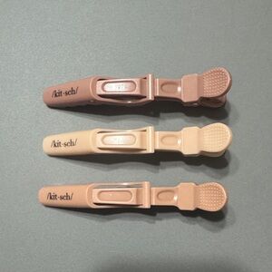 Kitsch Hair Clips in Pink and Tan